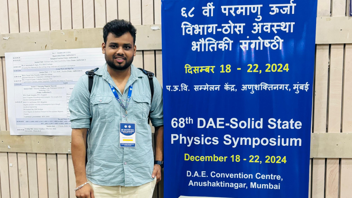 PhD Student Mr. Ranjan Kumar Sahu Wins Best Poster Award at 68th DAE-Solid State Physics Symposium