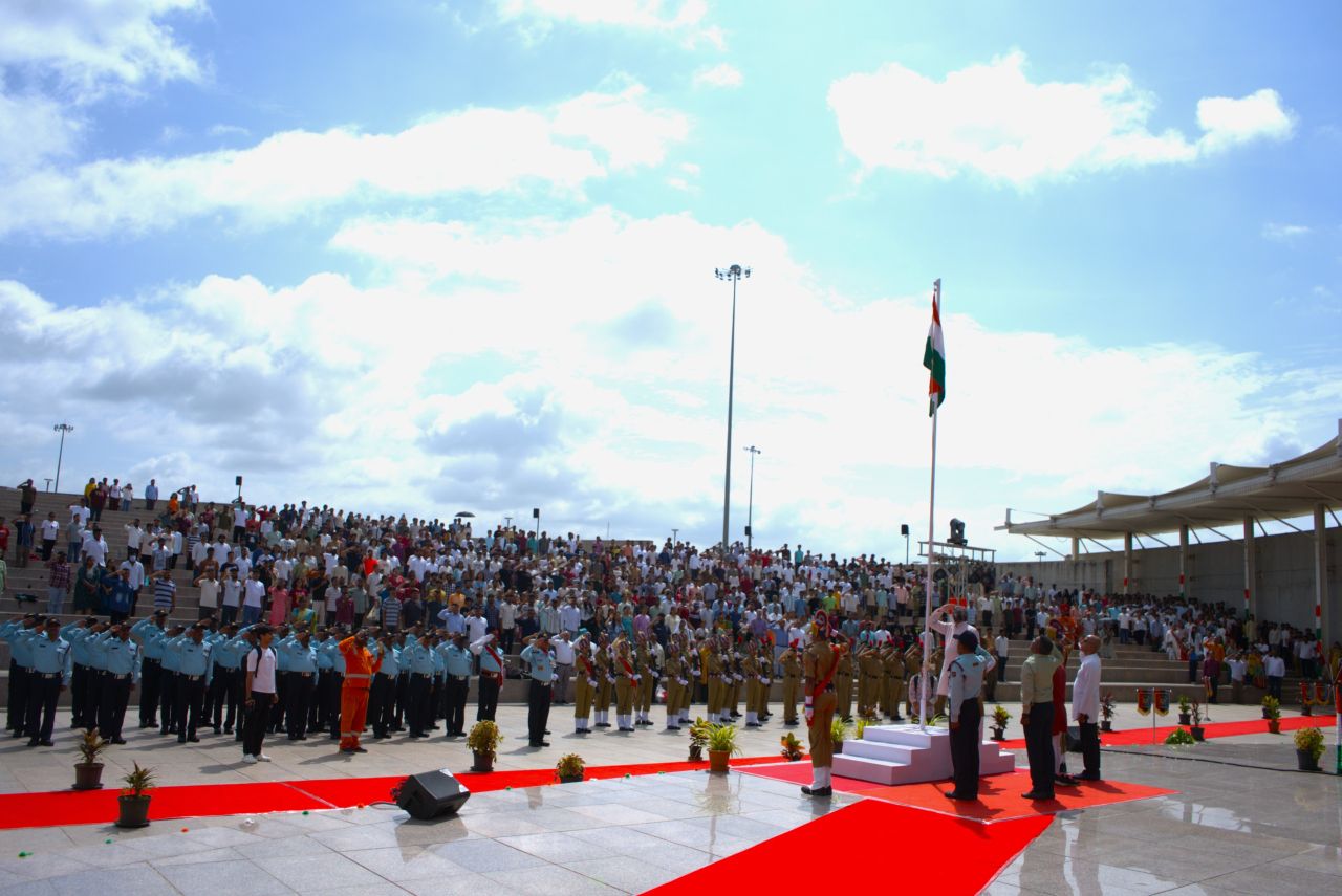 Celebrating 80 Years of India's #Independence at #IITHyderabad - Prof. B. S. Murty, Director, IIT Hyderabad, hoisted the National Flag on the occasion of India's 80th Independence Day, joined by Deans, faculty, staff and students of the Institute.